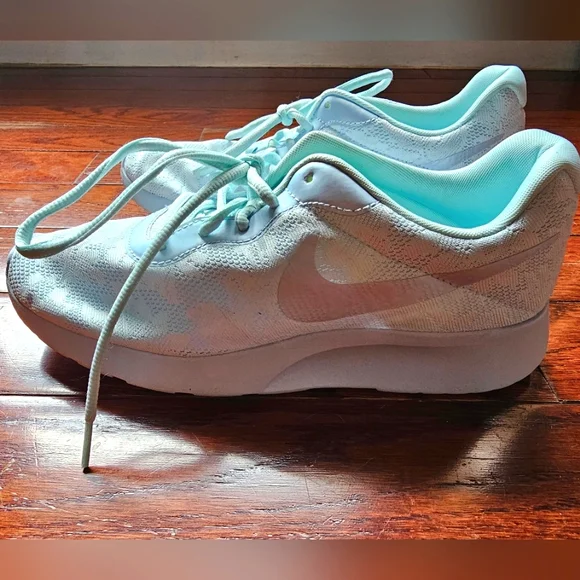 Sz 10 new Nike Tanjun baby blue floral lace mesh sneakers womens - Picture 6 of 11
